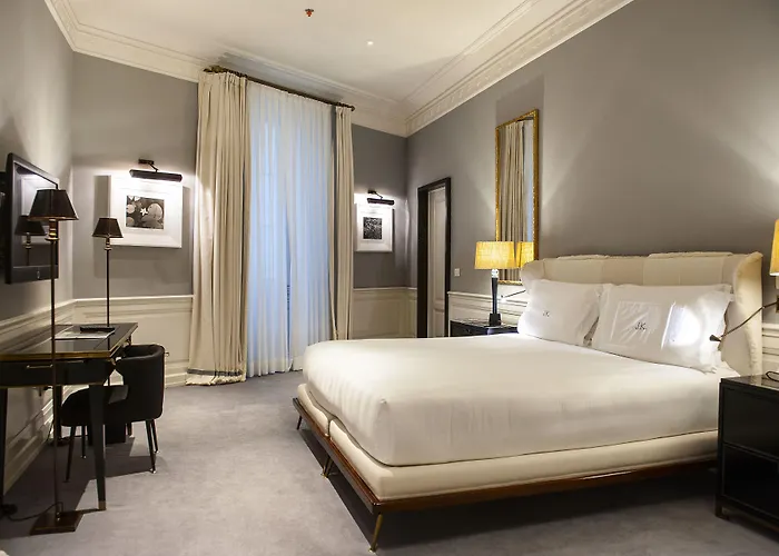 Jk Place - The Leading Of The World Otel