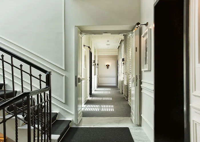 Jk Place - The Leading Of The World Otel 5*